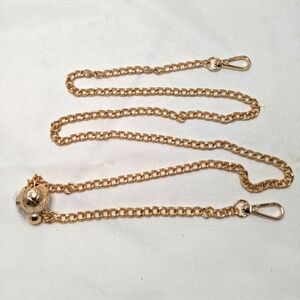 NWOT Adjustable Wallet Chain